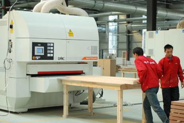 技术服务 大自然木门引领市场的制胜法宝